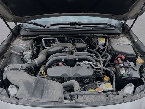 Used 2019 Subaru Outback 2.5i Limited w/ Popular Package #2 AWD/4WD image 32