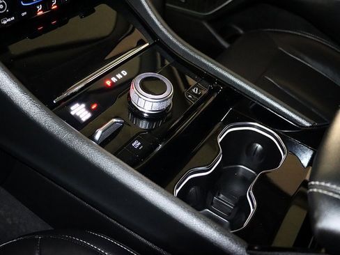 Used 2022 Jeep Grand Cherokee Limited 4xe image 24