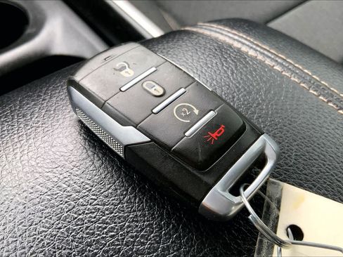 Used 2020 RAM 1500 Big Horn AWD/4WD image 15