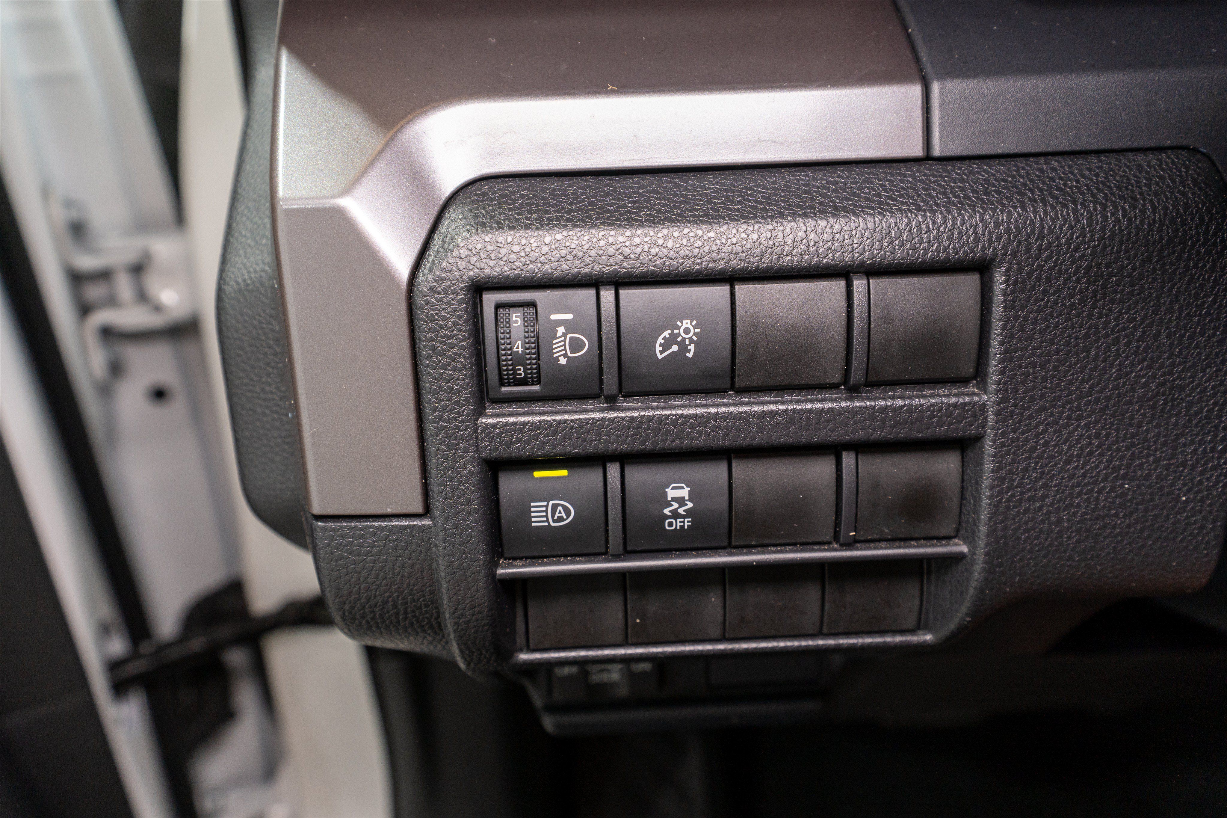 Used 2024 Toyota Tacoma SR5 RWD image 29