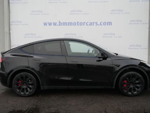 Used 2023 Tesla Model Y Long Range image 7