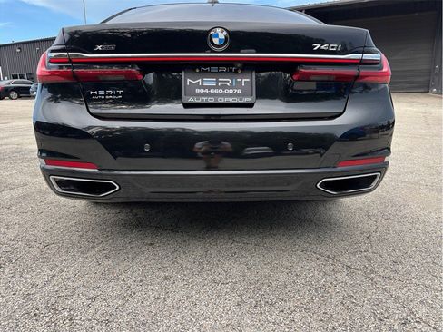 Used 2021 BMW 740i xDrive AWD/4WD image 17