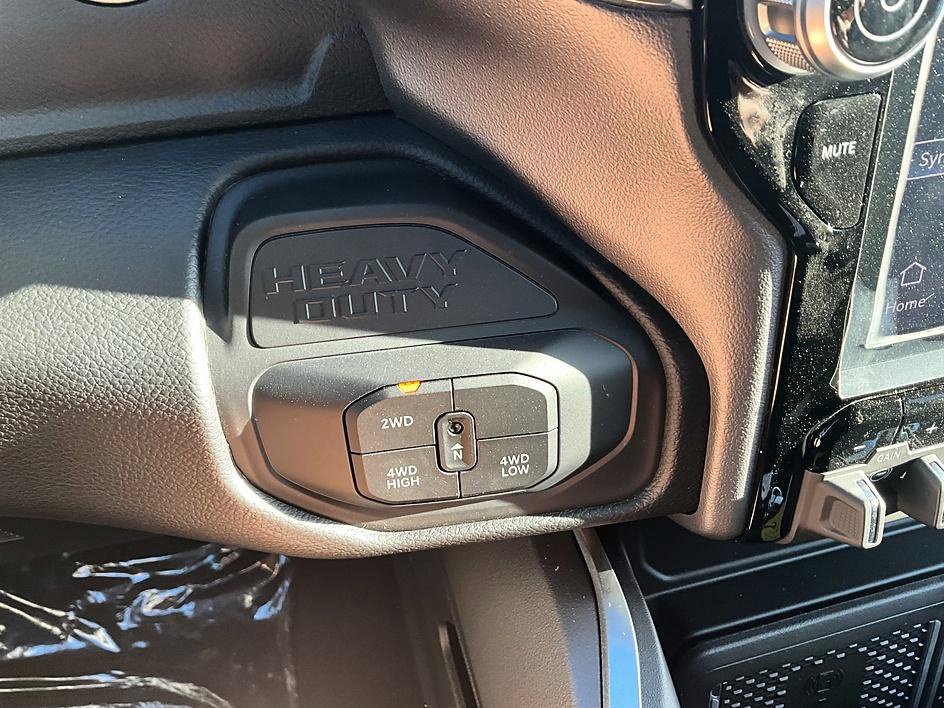 New 2027 RAM 3500 Big Horn AWD/4WD image 21