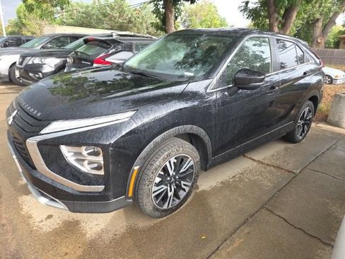 Used 2023 Mitsubishi Eclipse Cross SE AWD/4WD image 2