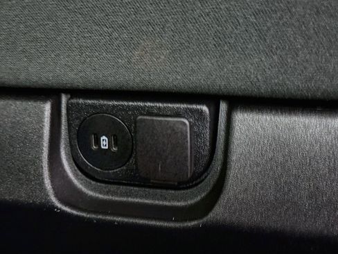 Used 2025 Ford F150 XLT w/ Equipment Group 301A Standard RWD image 41