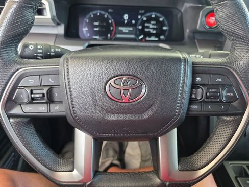 Used 2025 Toyota Tacoma TRD Off-Road AWD/4WD image 19