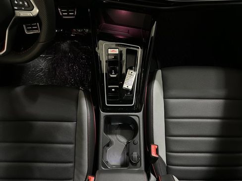 New 2025 Volkswagen GTI SE image 33
