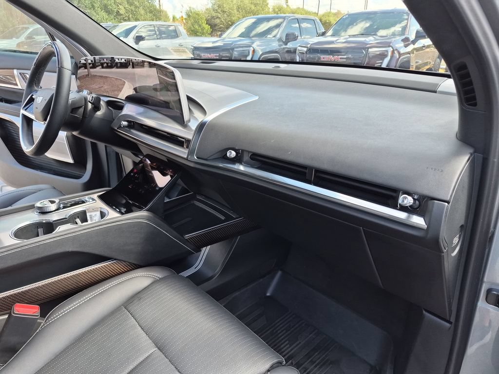 Used 2026 Cadillac Vistiq Sport AWD/4WD image 40