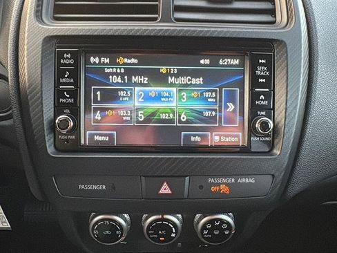 Used 2024 Mitsubishi Outlander Sport LE image 19