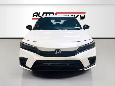 Used 2024 Honda Civic Sport image 2