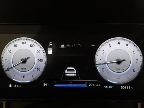 Used 2024 Hyundai Elantra Limited FWD image 39