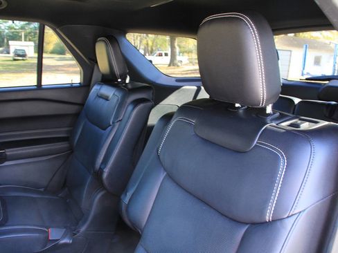 Used 2021 Ford Explorer ST w/ Equipment Group 401A image 22