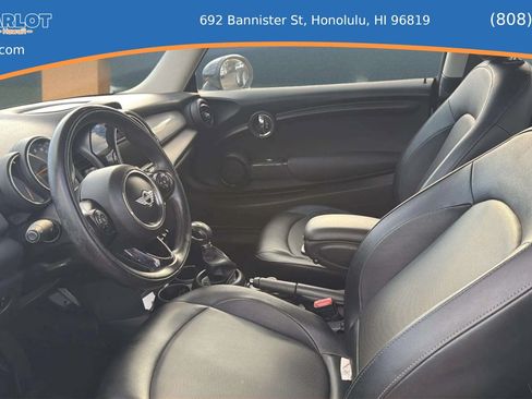 Used 2017 MINI Cooper 2-Door Hardtop FWD image 19