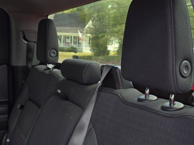 Used 2024 GMC Sierra 1500 Elevation w/ LPO, Elevation Black Package AWD/4WD image 29