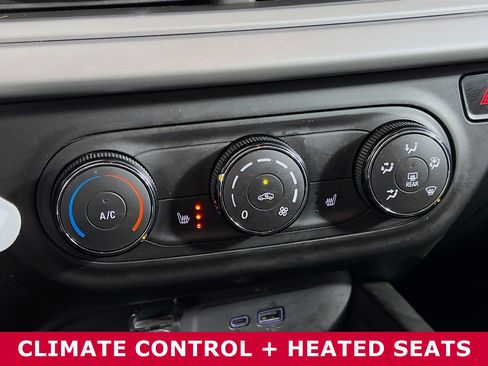 Used 2024 Chevrolet Trax RS w/ Sunroof Package image 10