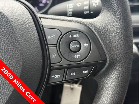 Used 2022 Toyota RAV4 LE image 21