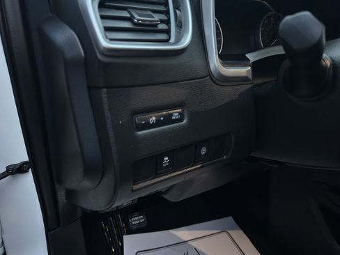 Used 2024 Nissan Murano SV w/ SV Midnight Edition Package image 15