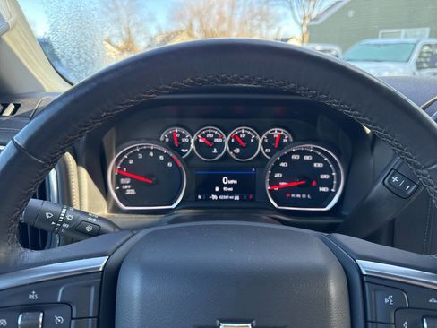 Used 2021 Chevrolet Silverado 1500 LT image 36