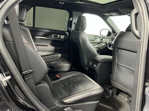 Used 2025 Ford Explorer ST w/ Sun And Sound Package image 31