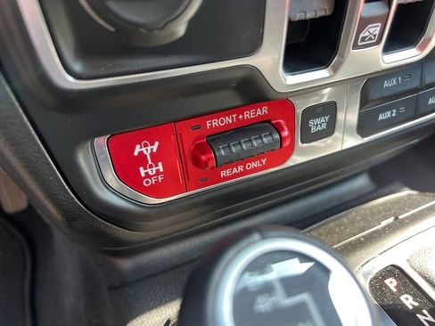 Used 2020 Jeep Wrangler Unlimited Rubicon w/ Dual Top Group image 18