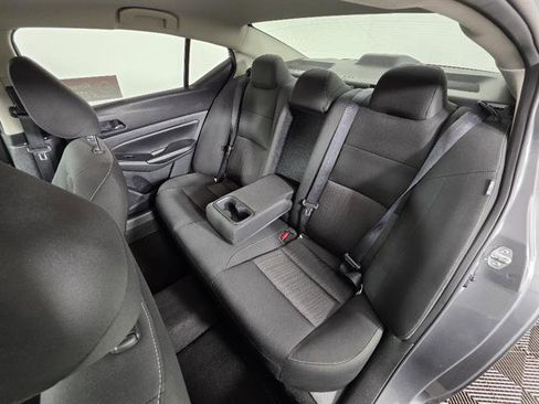 Used 2025 Nissan Altima 2.5 SV FWD image 22