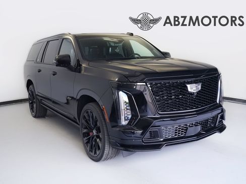 Used 2026 Cadillac Escalade ESV V AWD/4WD image 1