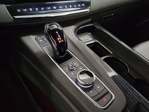 Certified 2023 Cadillac Escalade ESV Sport image 28