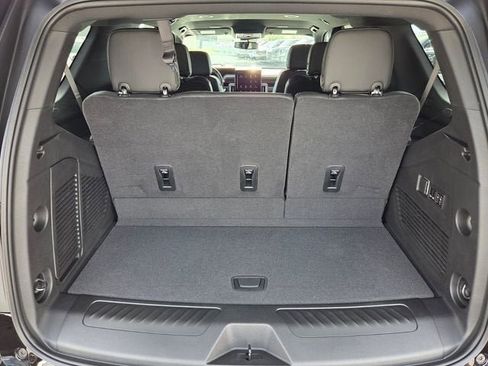 New 2026 GMC Yukon Elevation RWD image 18