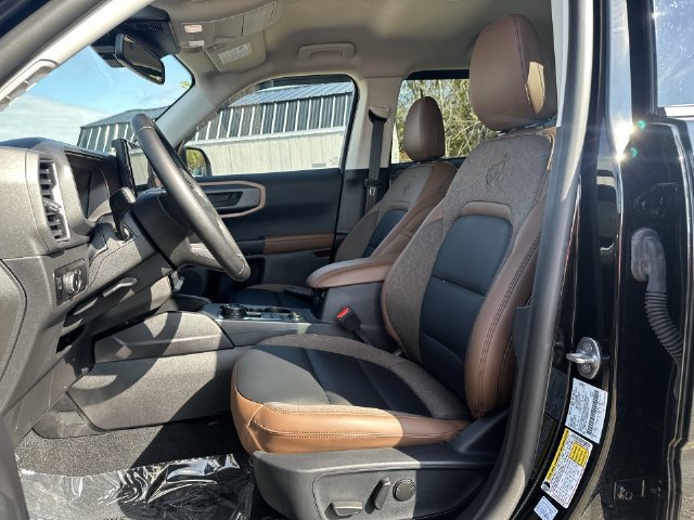 Used 2025 Ford Bronco Sport Outer Banks AWD/4WD image 22