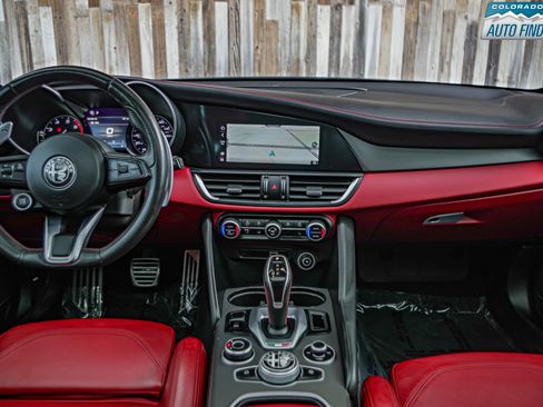 Used 2021 Alfa Romeo Giulia Ti Sport image 16