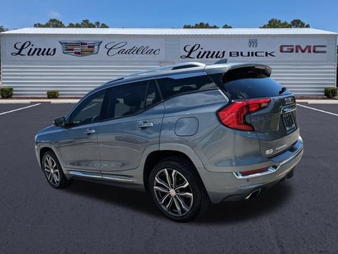 Used 2019 GMC Terrain Denali w/ Driver Alert Package II FWD image 6
