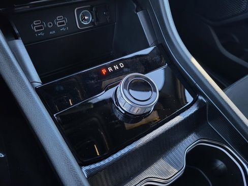 New 2025 Jeep Grand Cherokee L Laredo image 25