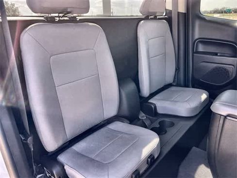 Used 2020 Chevrolet Colorado LT w/ Safety Package image 14