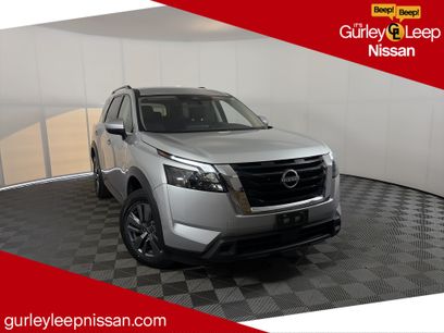 Used 2025 Nissan Pathfinder SV