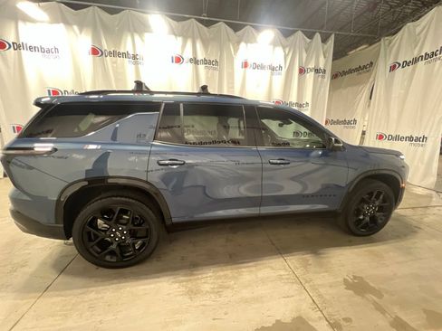 Used 2024 Chevrolet Traverse RS w/ LPO, Floor Liner Package AWD/4WD image 7