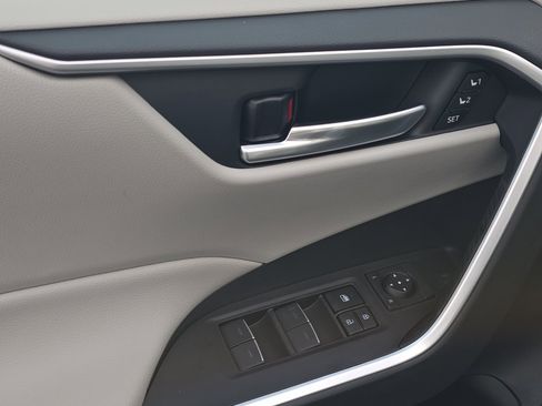 New 2025 Toyota RAV4 XLE Premium image 12