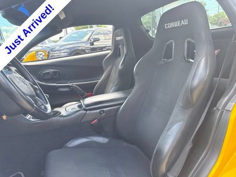 Used 2002 Chevrolet Corvette Z06 w/ Memory Pkg RWD image 9