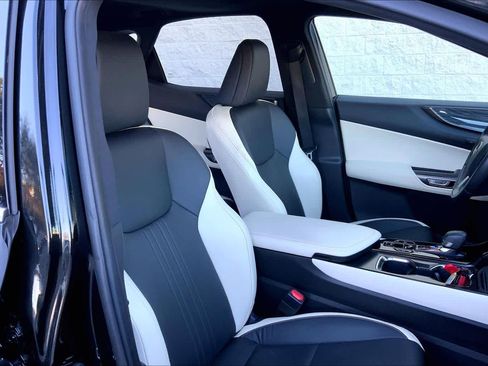 Used 2024 Lexus NX 250 FWD w/ Premium Package image 8