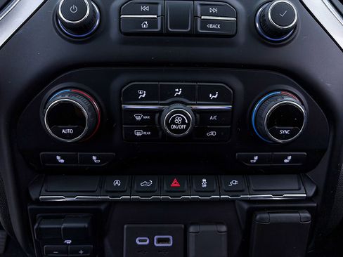 Used 2020 Chevrolet Silverado 1500 RST w/ Texas Edition image 24