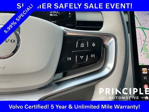 Certified 2025 Volvo EX90 Ultra AWD/4WD image 23
