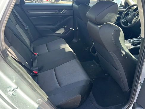 Used 2021 Honda Accord Hybrid image 12