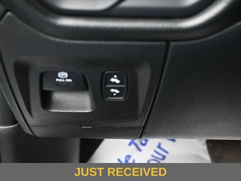 Used 2022 RAM 1500 Big Horn AWD/4WD image 20