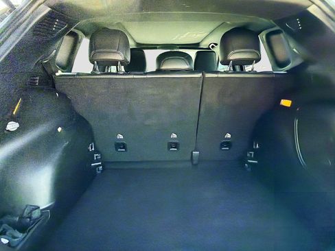 Used 2022 Jeep Compass High Altitude AWD/4WD image 19