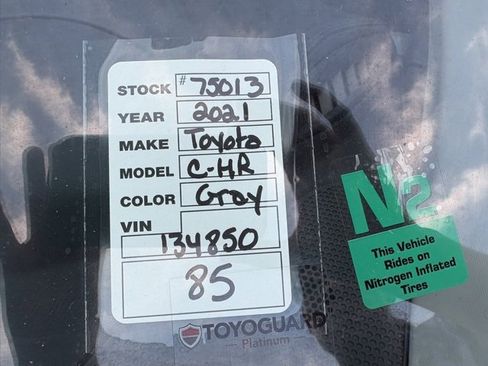 Used 2021 Toyota C-HR LE image 38