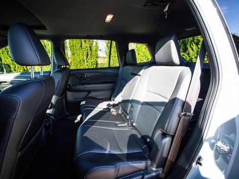 Used 2023 Honda Passport EX-L image 29