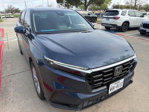 Used 2023 Honda CR-V EX image 3