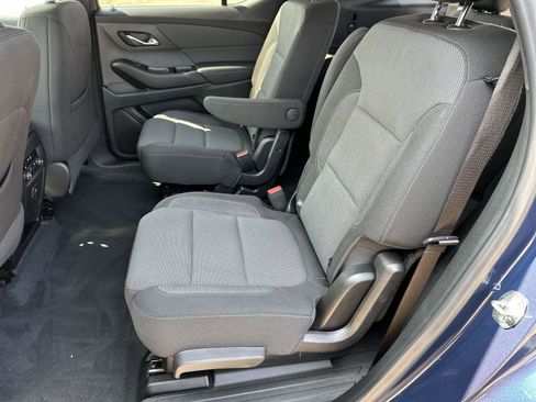 Certified 2022 Chevrolet Traverse LT image 25