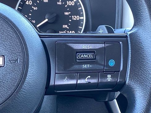 Certified 2023 Nissan Rogue SV FWD image 26