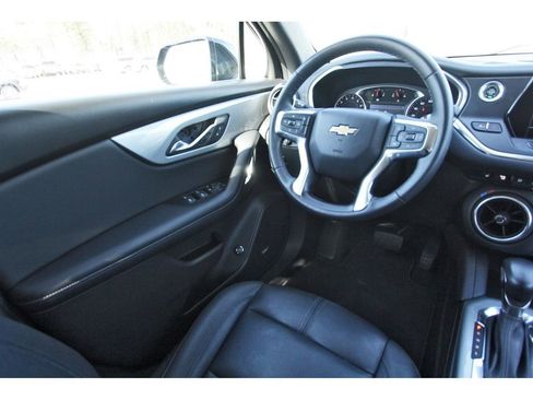 Used 2022 Chevrolet Blazer LT w/ Sound & Technology Package image 11