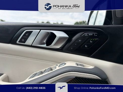Used 2023 BMW X7 M60i w/ Executive Package AWD/4WD image 19